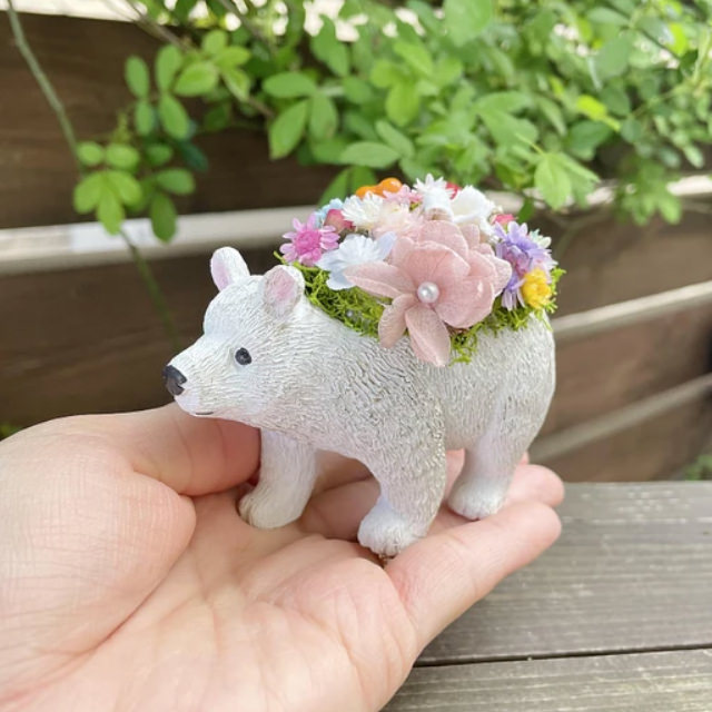 白クマのフラワーポット